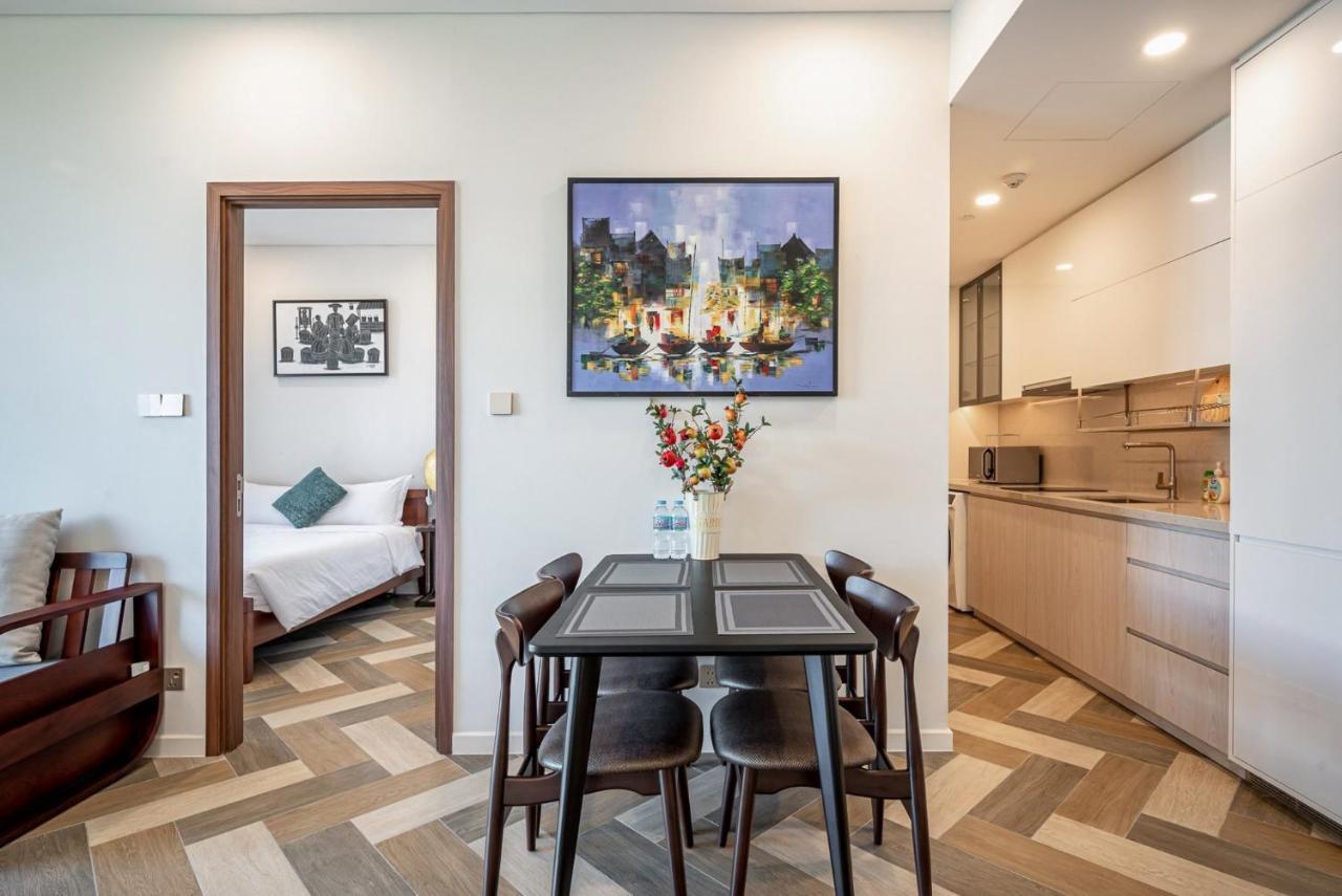 The Crest-central Saigon Riverside -free Pool-gym-sauna Room-yoga Appartement