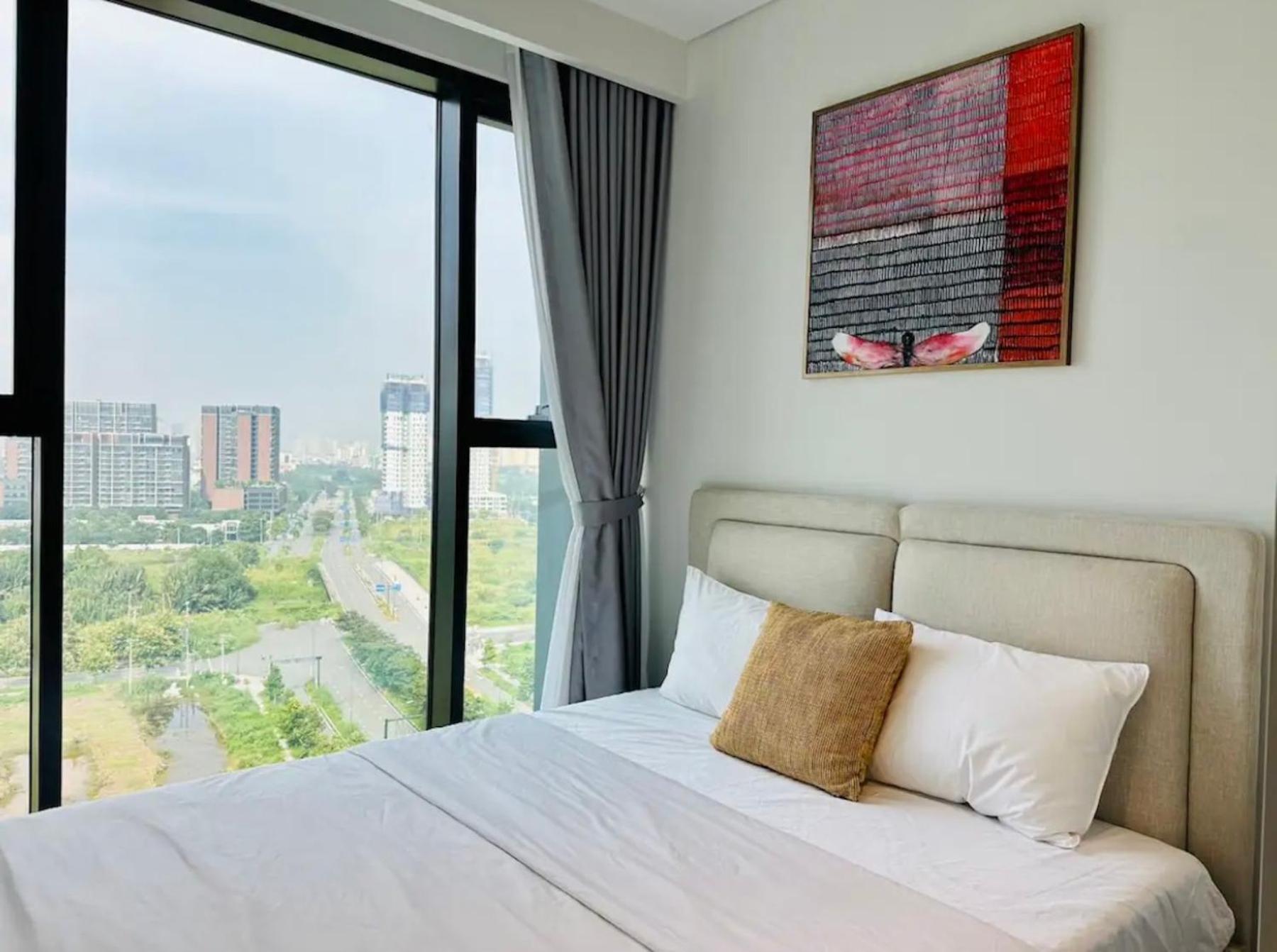 Appartement The Crest-central Saigon Riverside -free Pool-gym-sauna Room-yoga *
