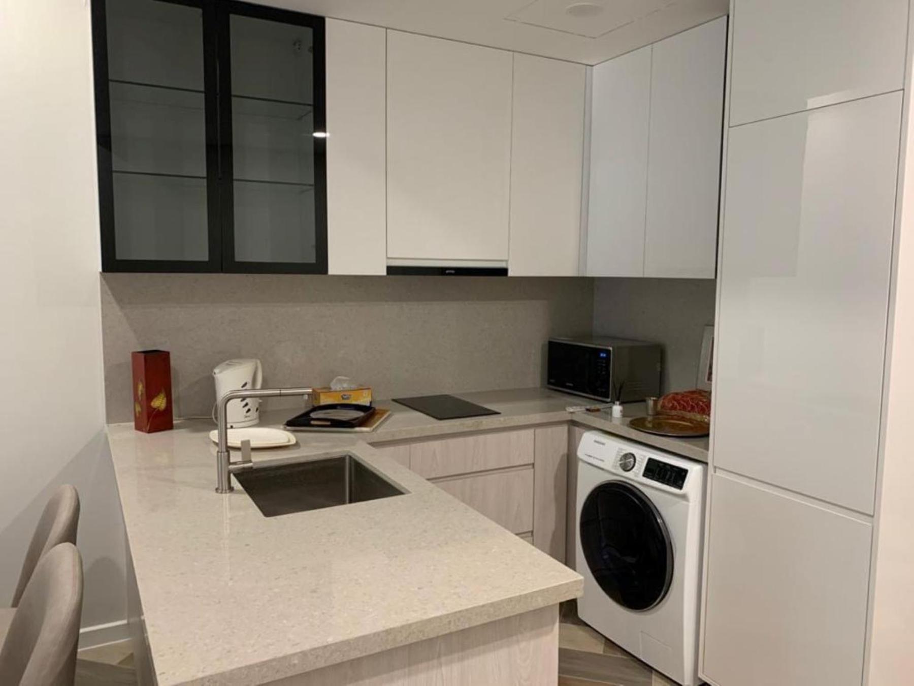 Appartement The Crest-central Saigon Riverside -free Pool-gym-sauna Room-yoga *