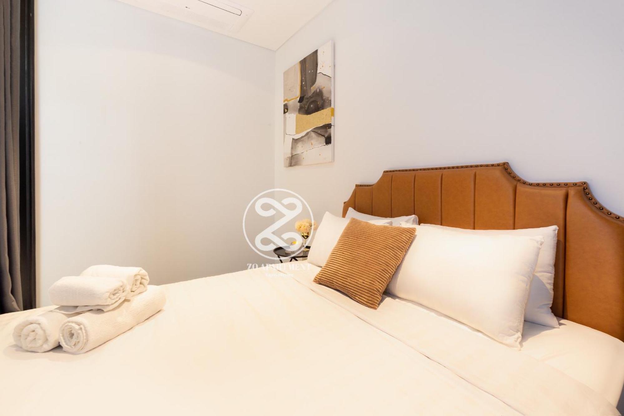 Appartement The Crest-central Saigon Riverside -free Pool-gym-sauna Room-yoga